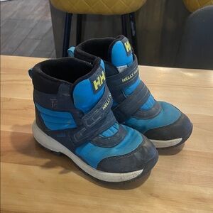 Helly Hansen Kids Black and Blue Snow Boots